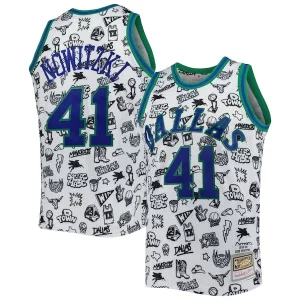 Ottimo Cool Duraturo Dirk Nowitzki Dallas Mavericks 1998/99 Hardwood Classics Doodle Swingman Jersey White
