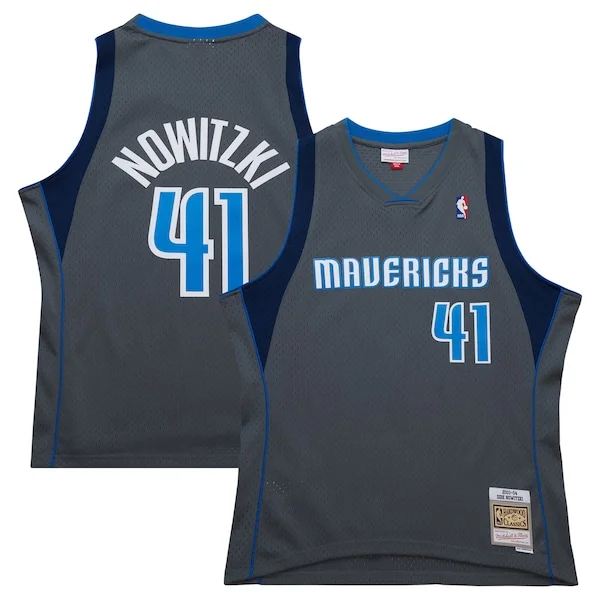 Bellissimo Dirk Nowitzki Dallas Mavericks 2003/04 Hardwood Classics Swingman Jersey Gray