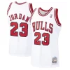 Splendido Fantastico Eccezionale Michael Jordan Chicago Bulls 1997/98 Hardwood Classics Authentic Jersey White/Black/Scarlet